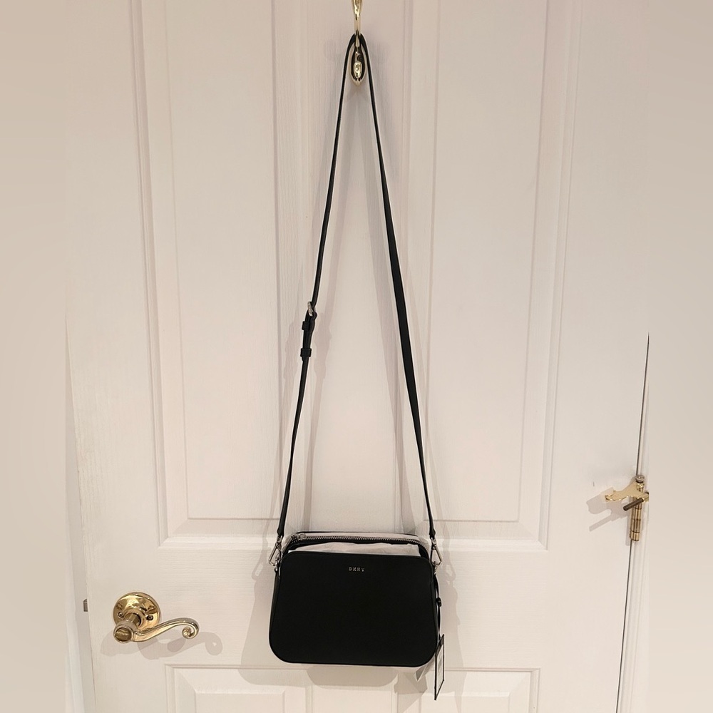 NWT DKNY Women Real Leather Black Crossbody Bag - Picture 2 of 7